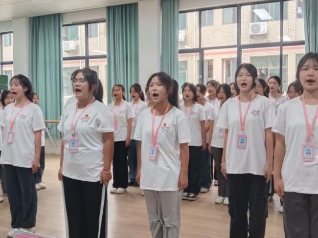 咏伟人华章  奋进新时代