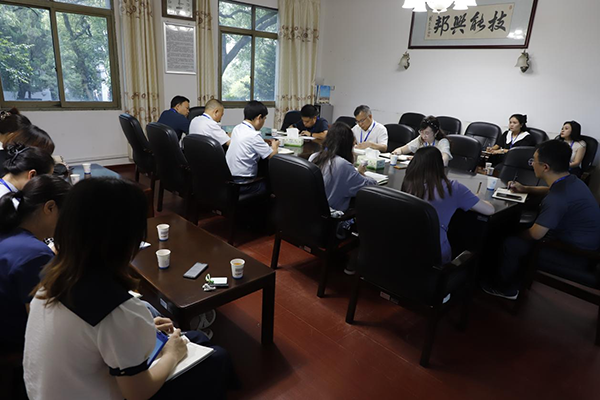 学院召开铸牢中华民族共同体意识工作座谈会